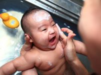 赤ちゃんのお風呂は毎日？お風呂が赤ちゃんにとっていい理由。
